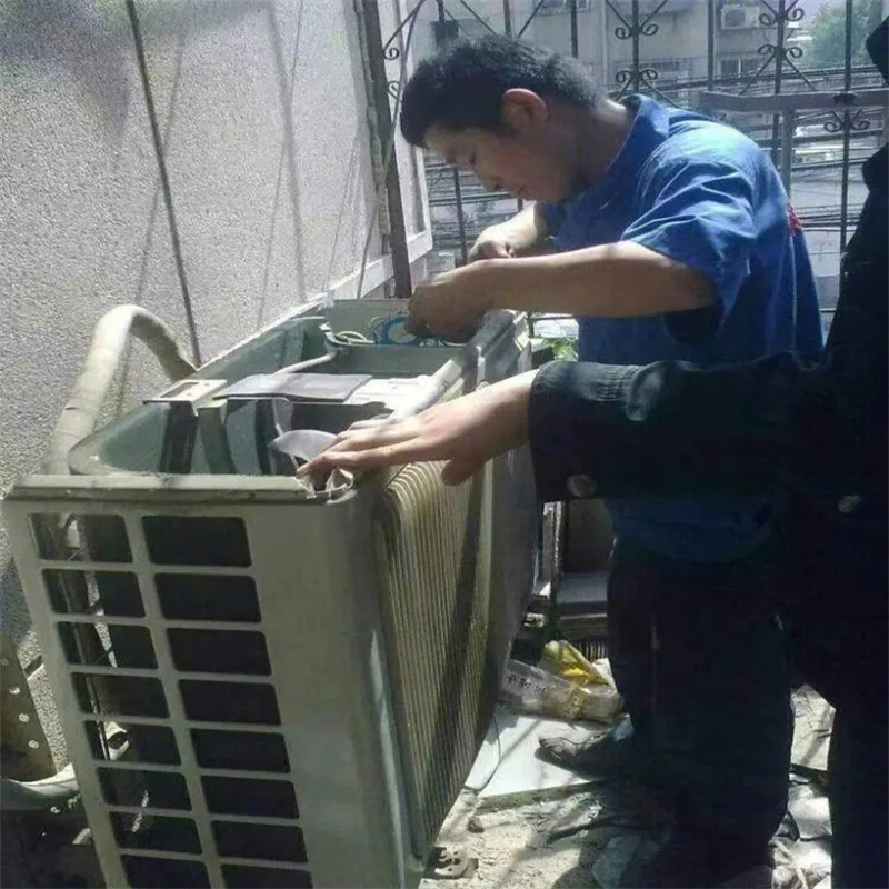 深圳罗湖布心奥克斯空调维修f4